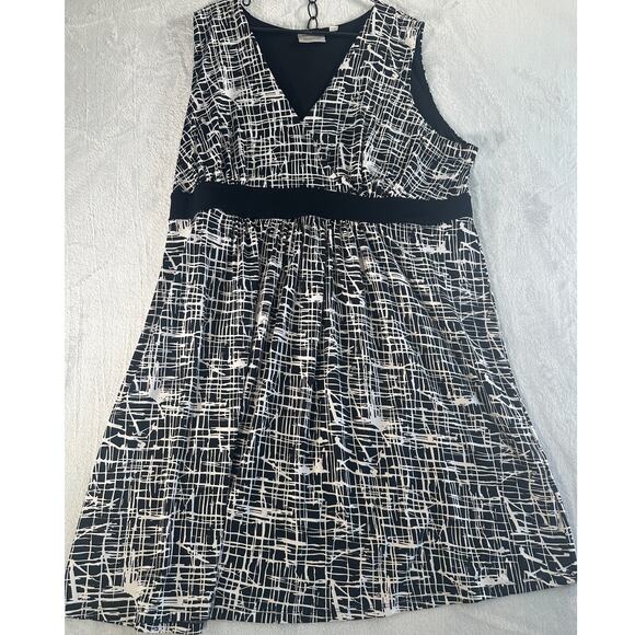 Avenue Black & White Abstract Print Sleeveless Dress – Size 26/28 - Picture 6 of 6